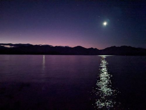 Moon & venus setting over the lake